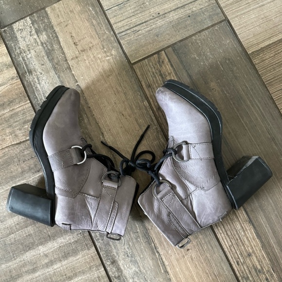 Sorel Women’s Margo Lace Boot size 7 - Picture 10 of 10